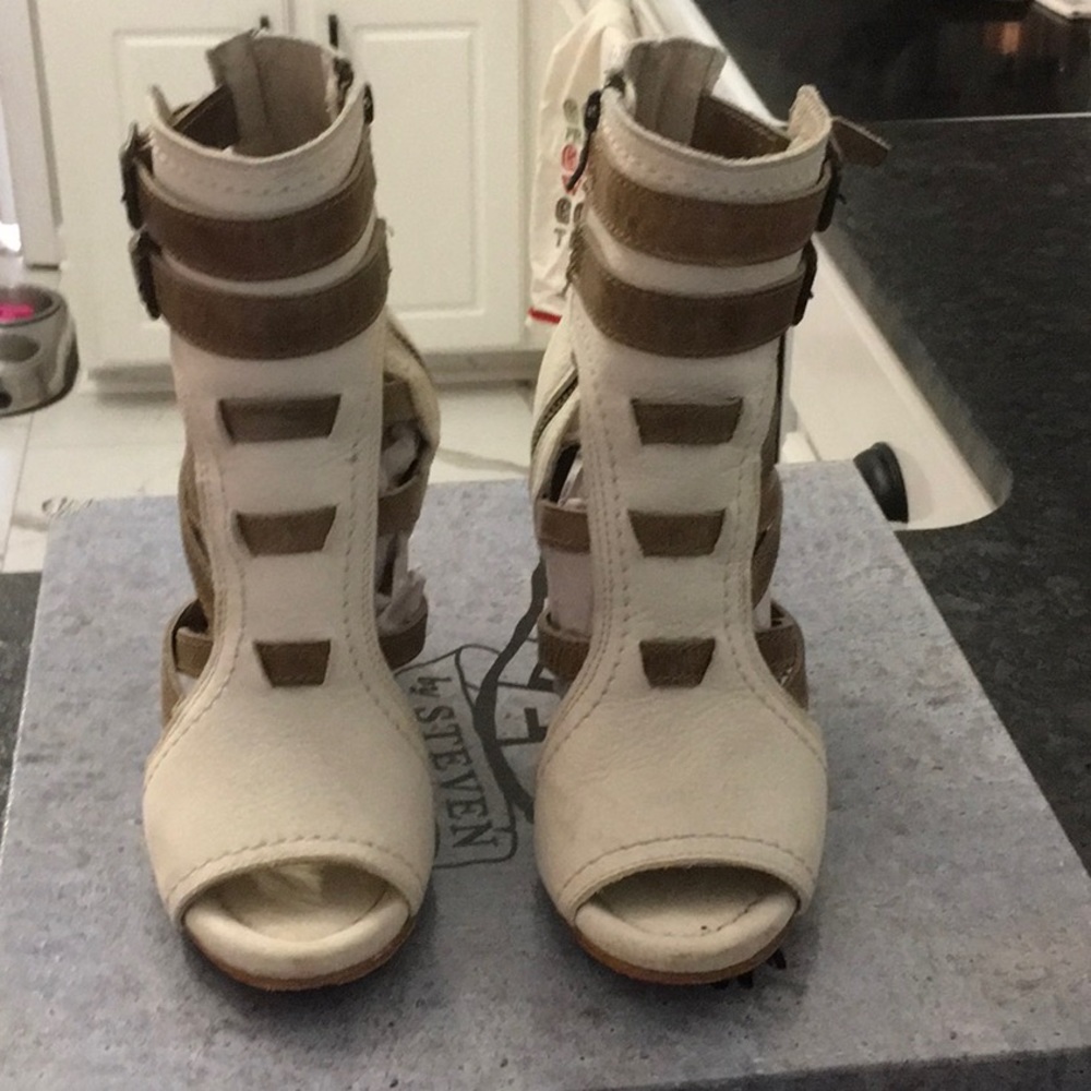 Freebird Tiara Bootie